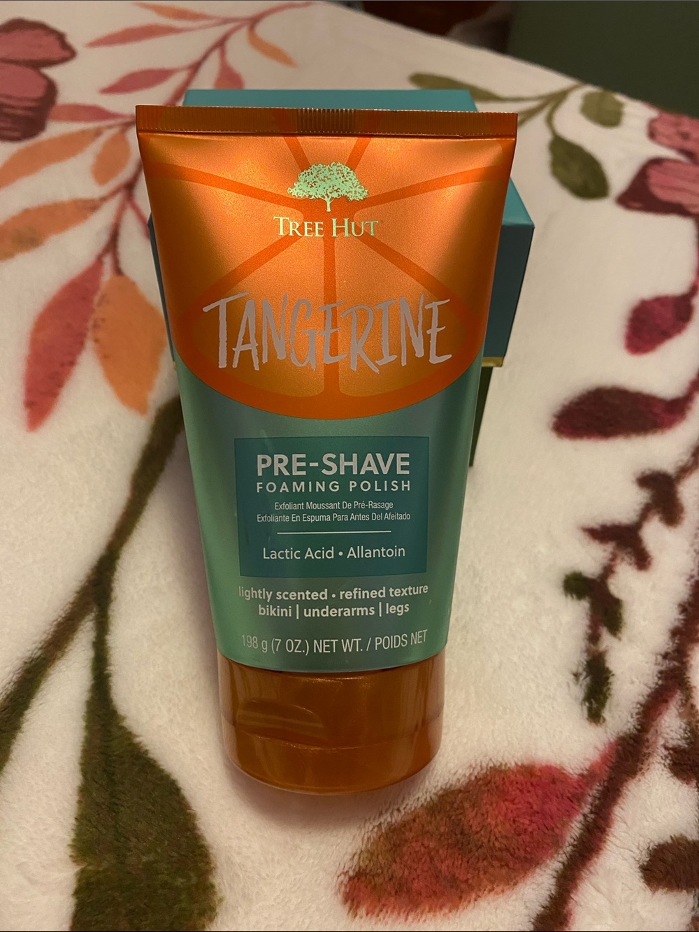 Tree Hut Pre-Shave Foaming Polish